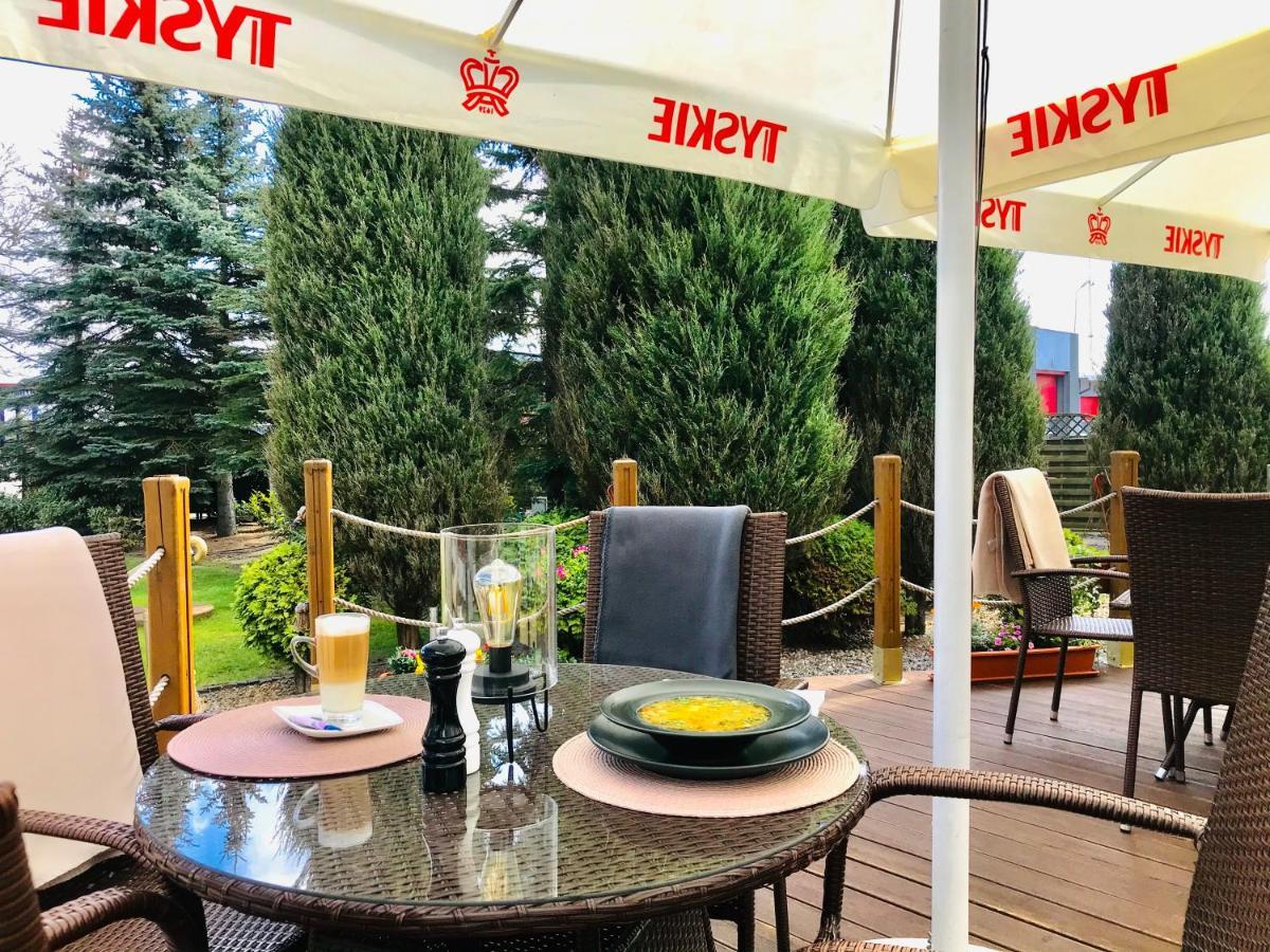 Restauracja 32 Motel Грыфице Экстерьер фото